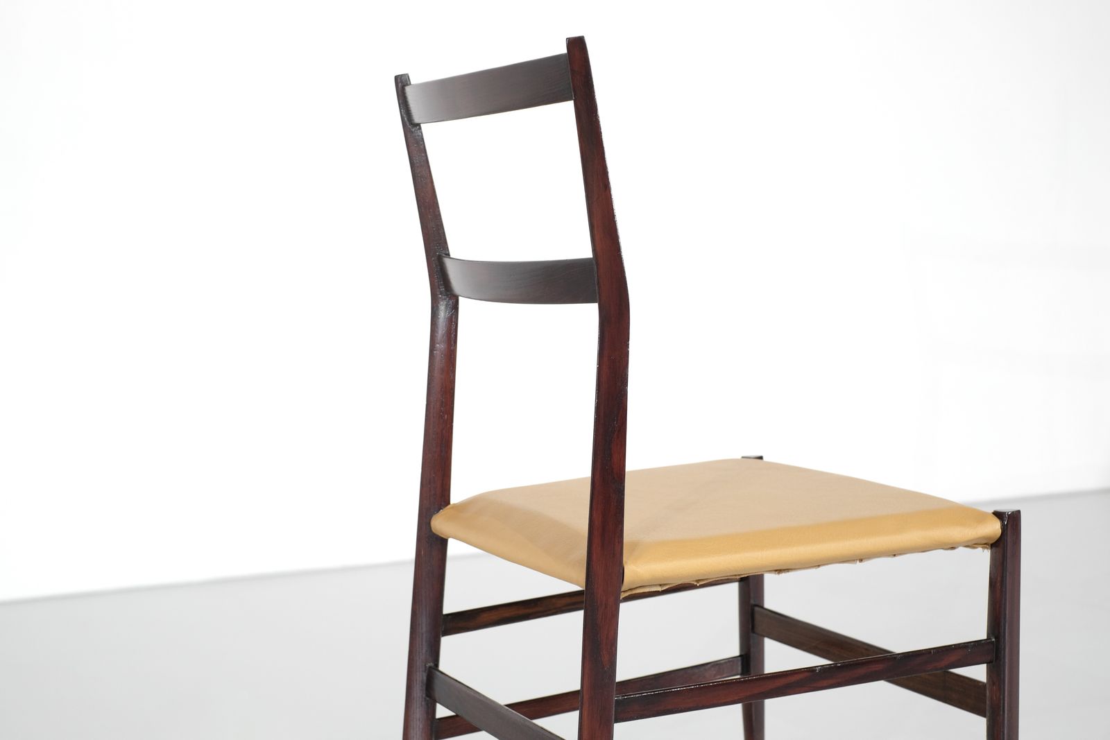Chair " Superleggera " In Wood By Gio Ponti For Cassina, Italy 1957. photo buy