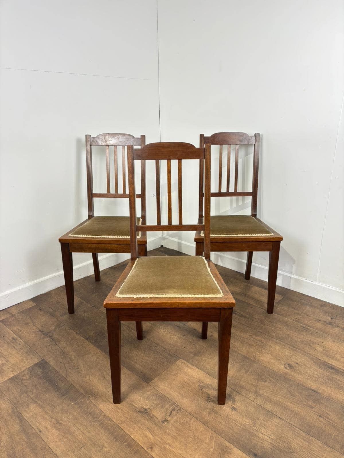 Edwardian Set Of Three Mahogany Bedroom Chairs photo vinterior