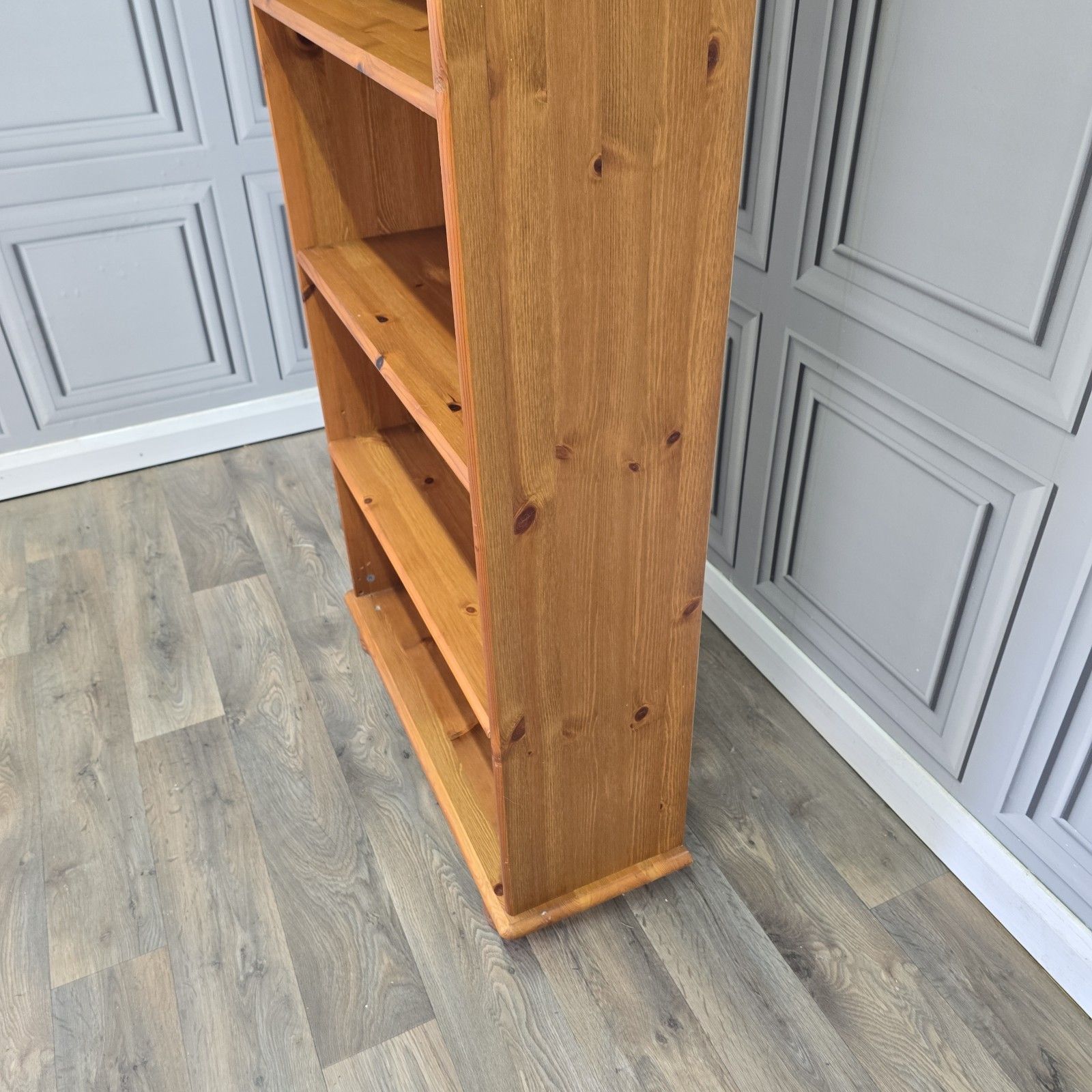 photo vinterior Vintage Pine Bookcase Tall Shelving Unit Country Style Shelves Retro Wooden
