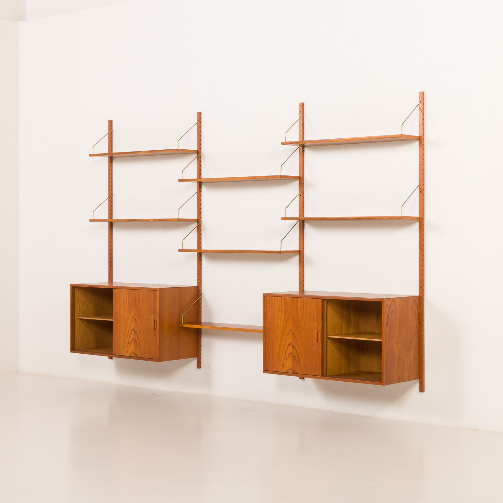 Hansen And Guldborg Teak Wall Unit, Hg Furniture, 1960s photo vinterior