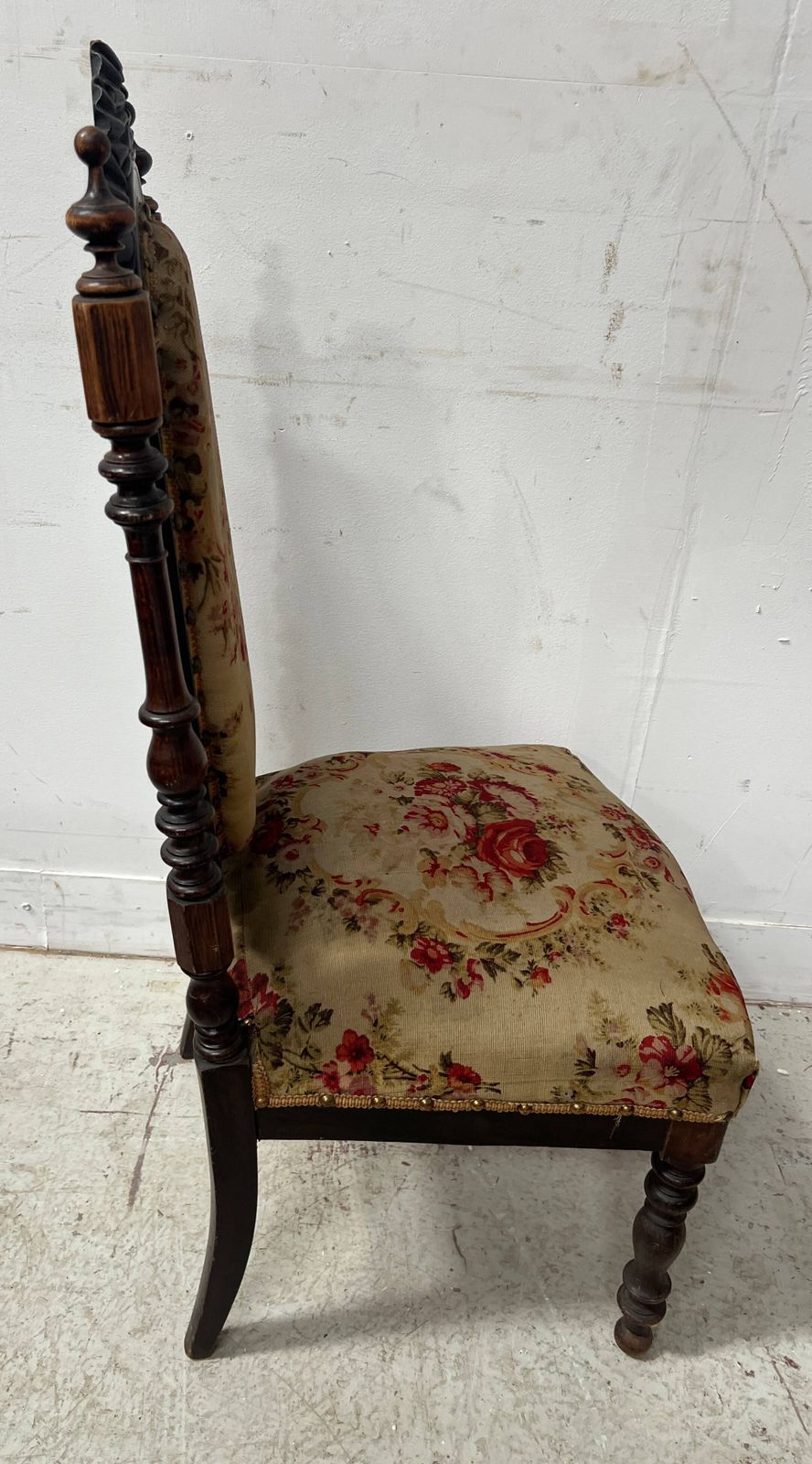 Napoleon III Period Chair/Lounge Chair In Solid Wood photo Furniture