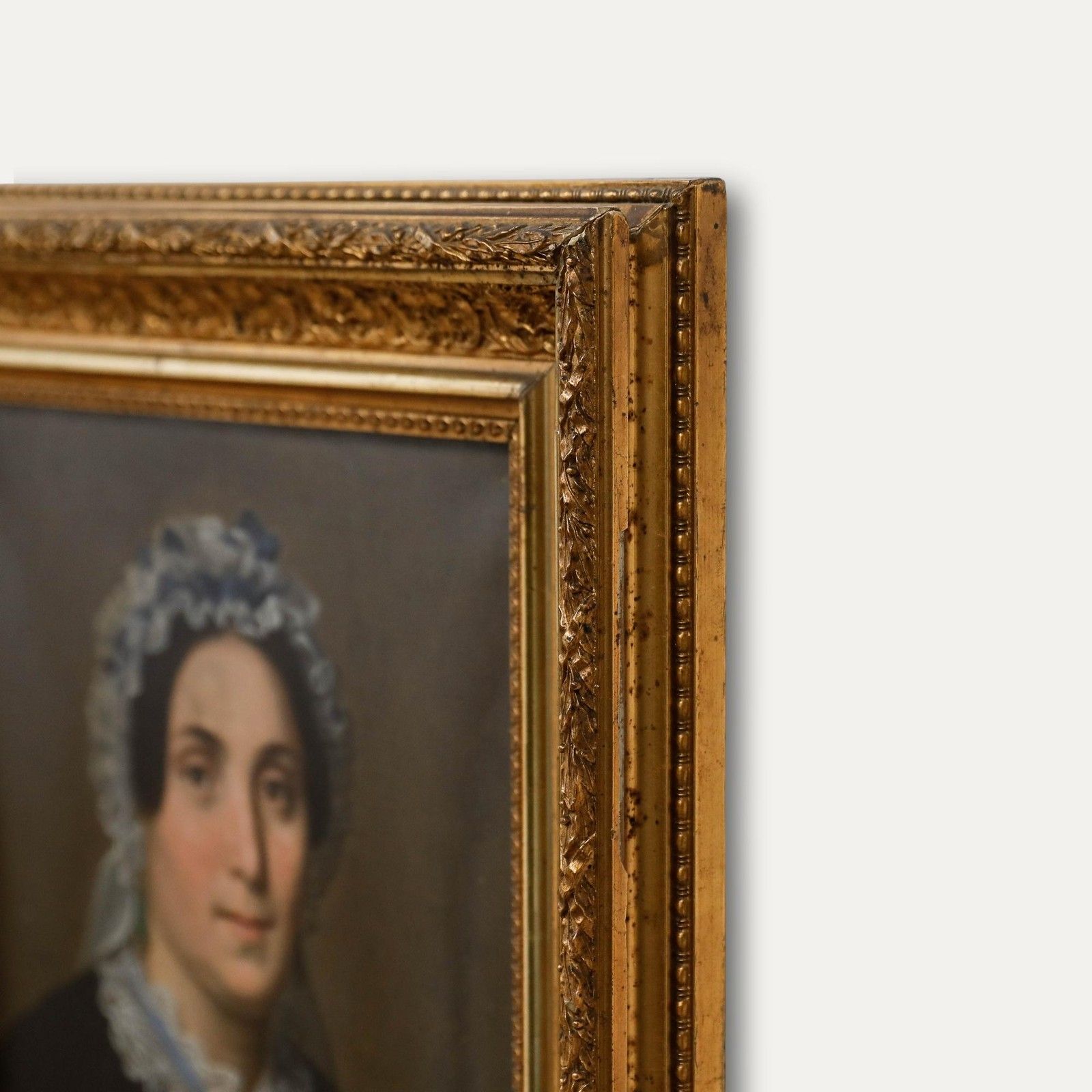 Mid 19th Century Oil Portrait Of Gretchen Heithecker photo vinterior
