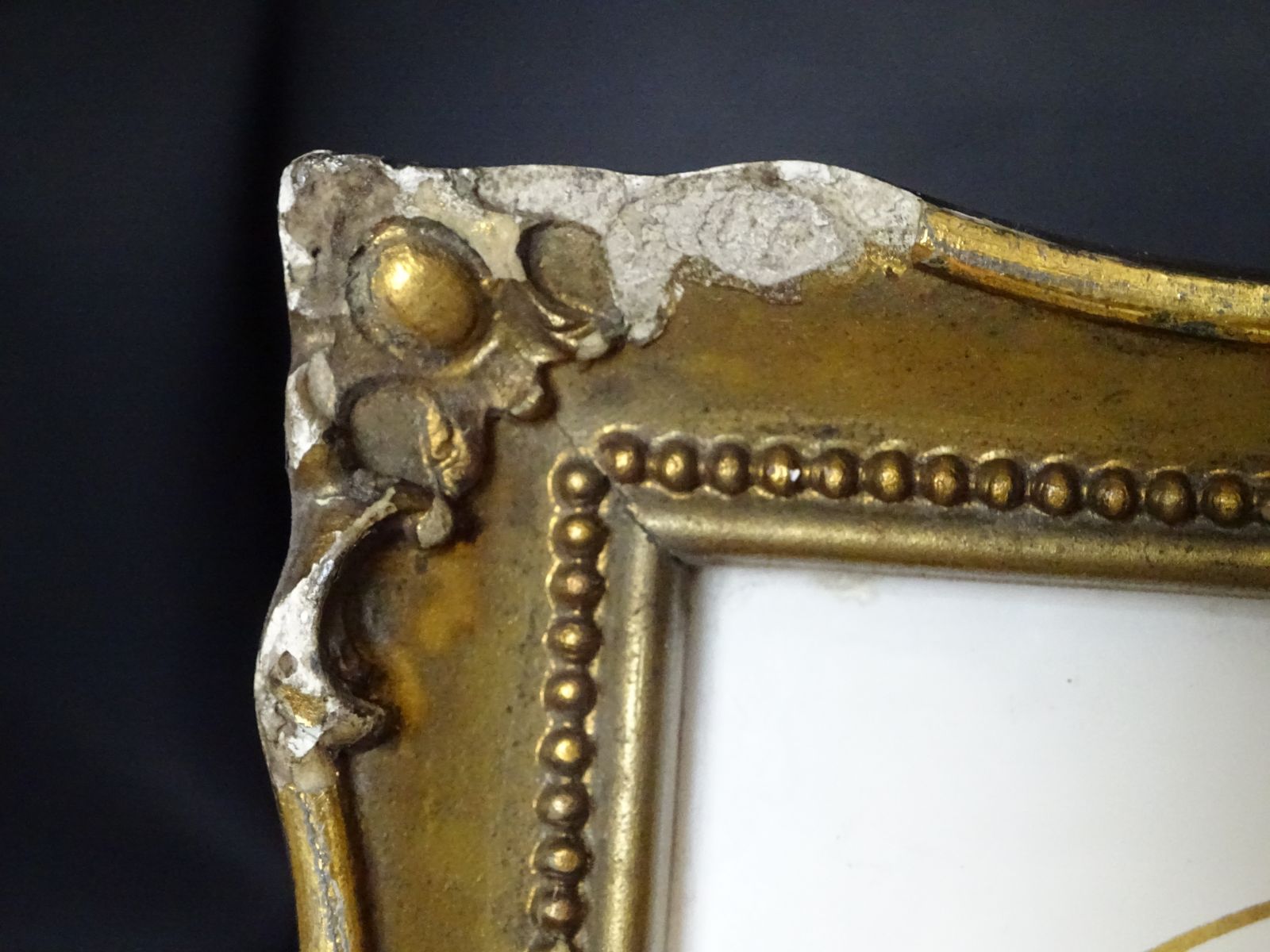 photo for sale Original Victorian Framed Portrait, Ambrotype/Tintype Mid 1800s Gilt Gesso Frame