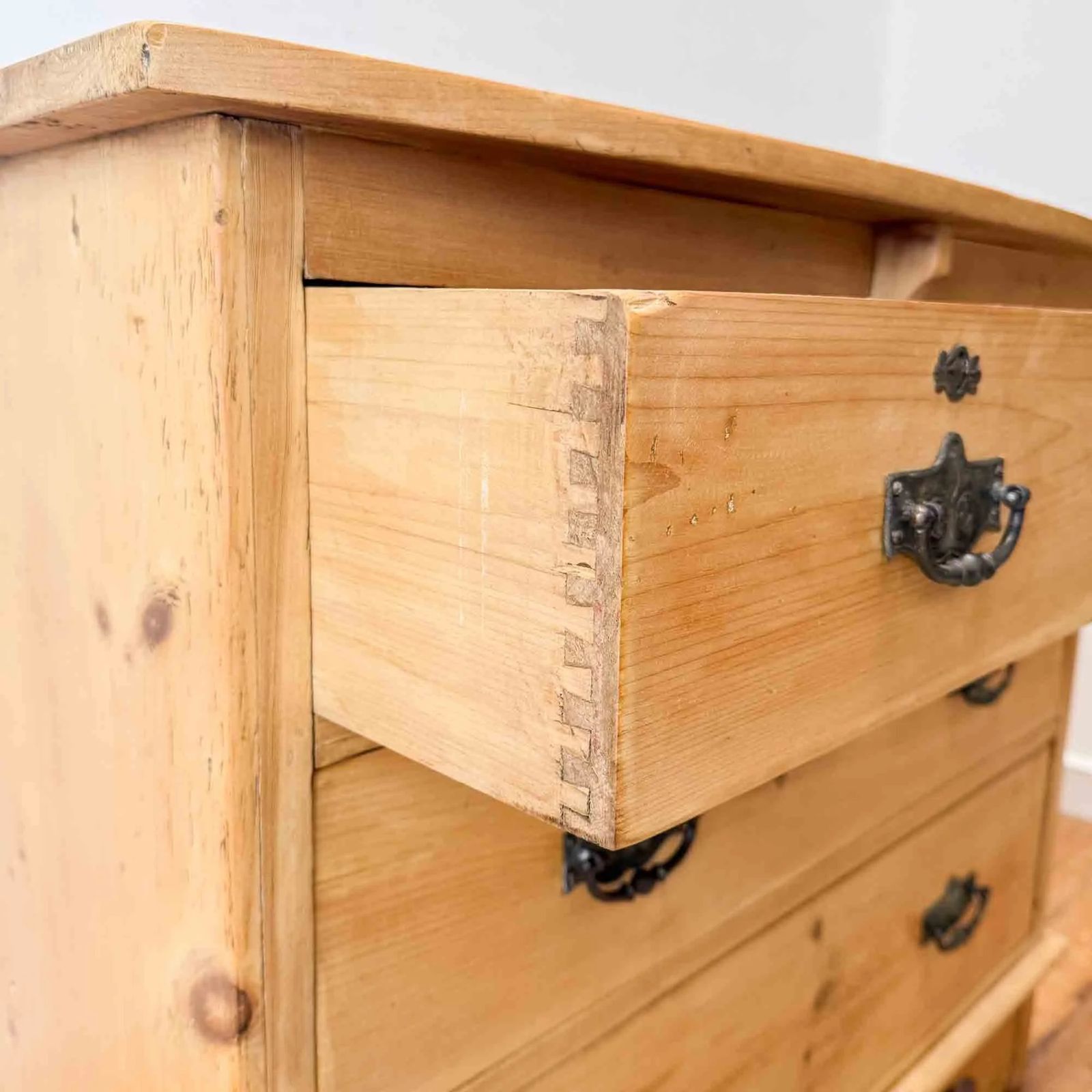 Edwardian Pine Chest Of Drawers photo vintage