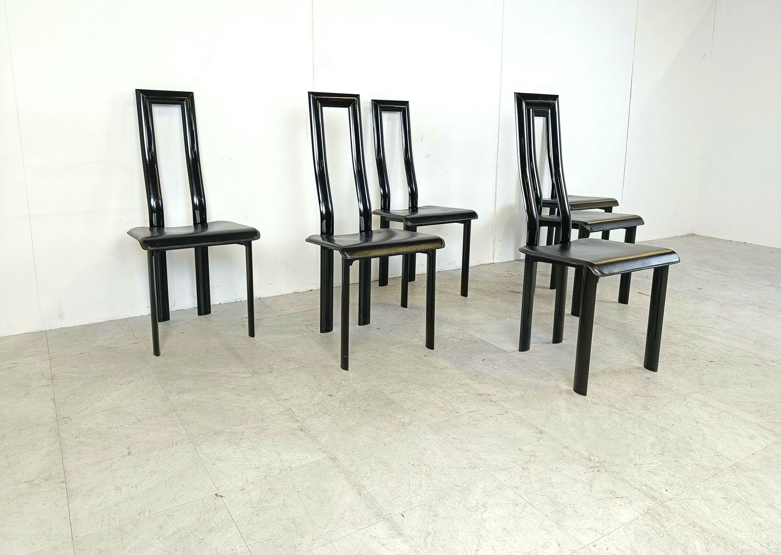 photo furniture Set Of 6 Regia Dining Chairs By Antonella Mosca For Ycami, 1980s