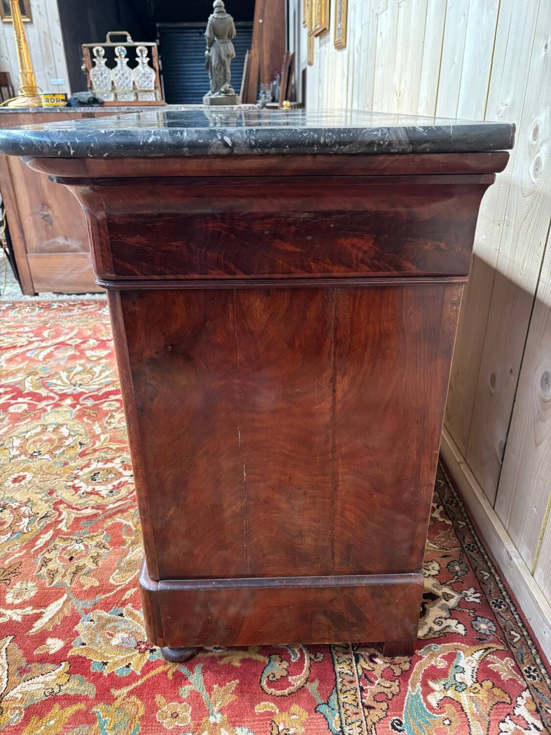 Renaissance Period Chest Of Drawers In Flamed Mahogany Veneer photo vinterior