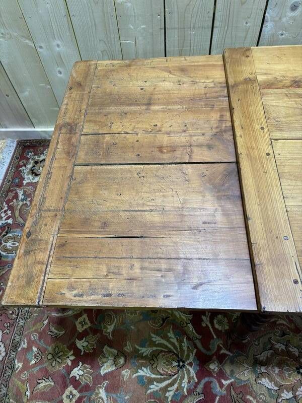 Page 1 Of 15 Louis Philippe Style Dining Table With Breadboard For 10 People photo vinterior
