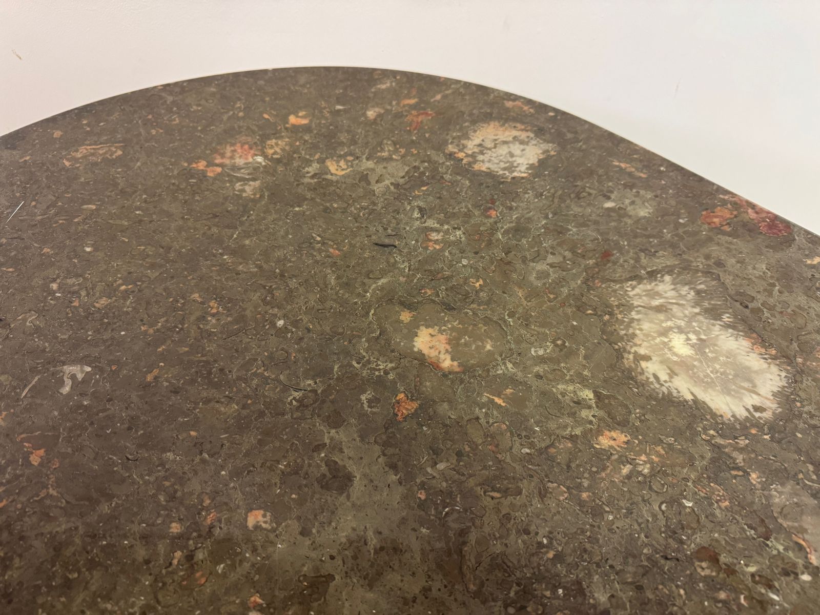 1980s Sculptural Eye Shaped Coffee Table In Fossil Marble photo vinterior