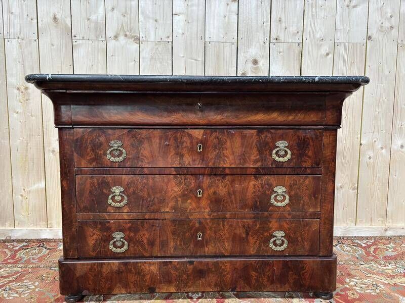 Restoration Period Chest Of Drawers In Flame Mahogany Veneer photo furniture