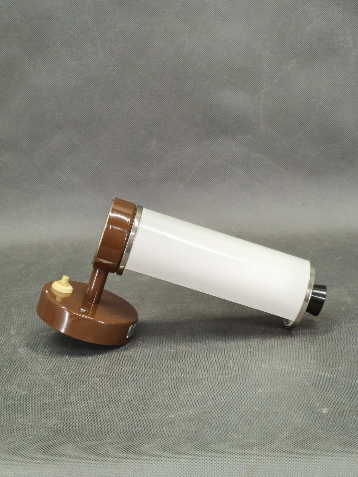 photo for sale Napako Verstelbare Tsjechische Wandlamp in Gelakt Metaal, jaren 1960