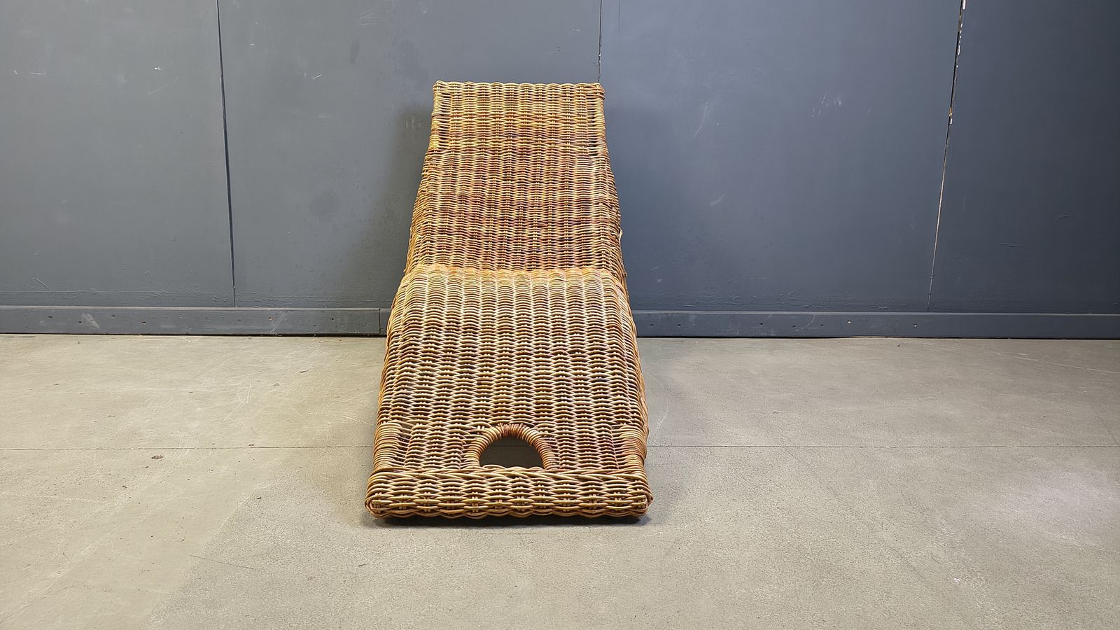 Vintage Wicker Chaise Longue, 1980s photo furniture