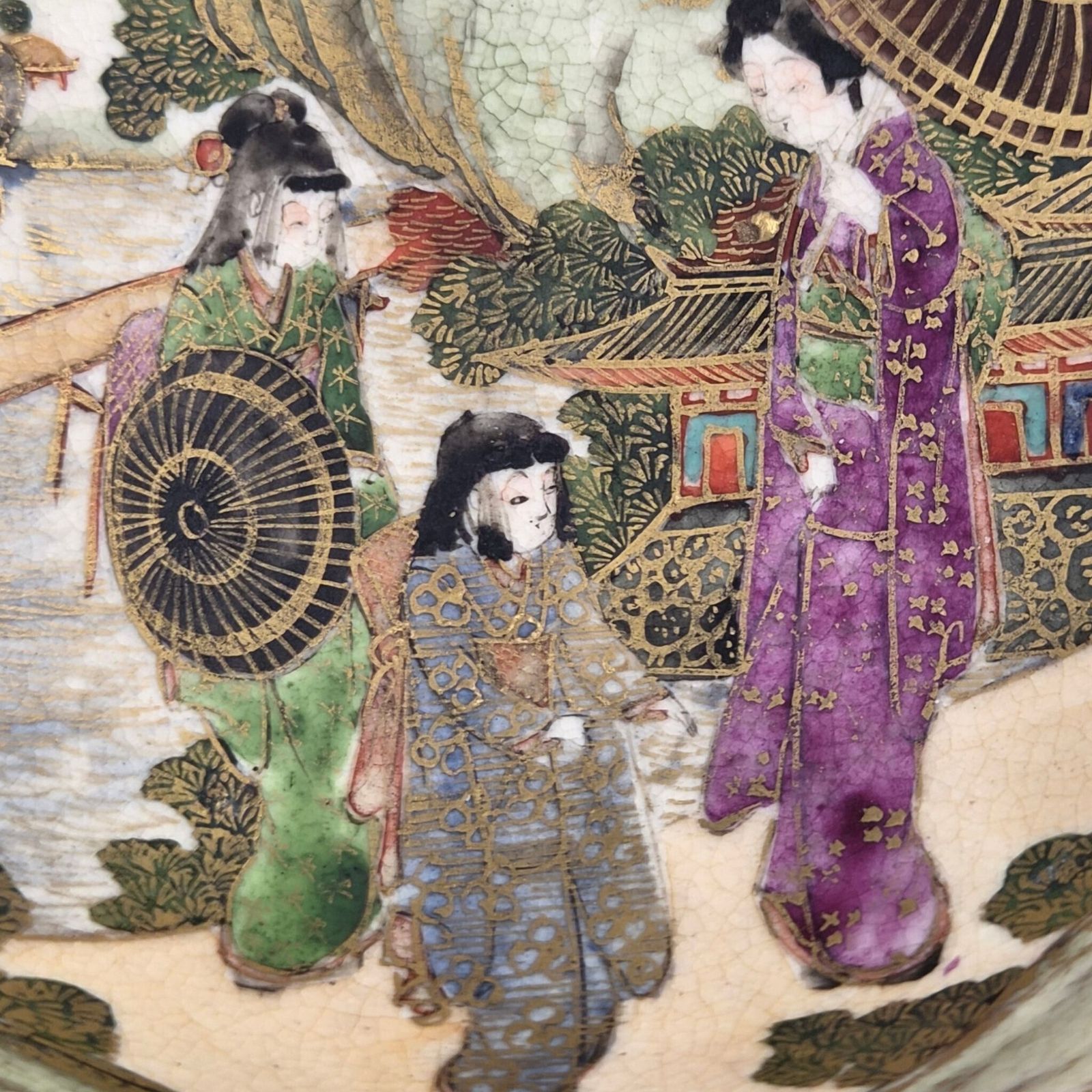 Woonaccessoires Fijn Meiji Japans Satsuma-kom, gesigneerd Gyokkō, ca. 1890-1910 photo