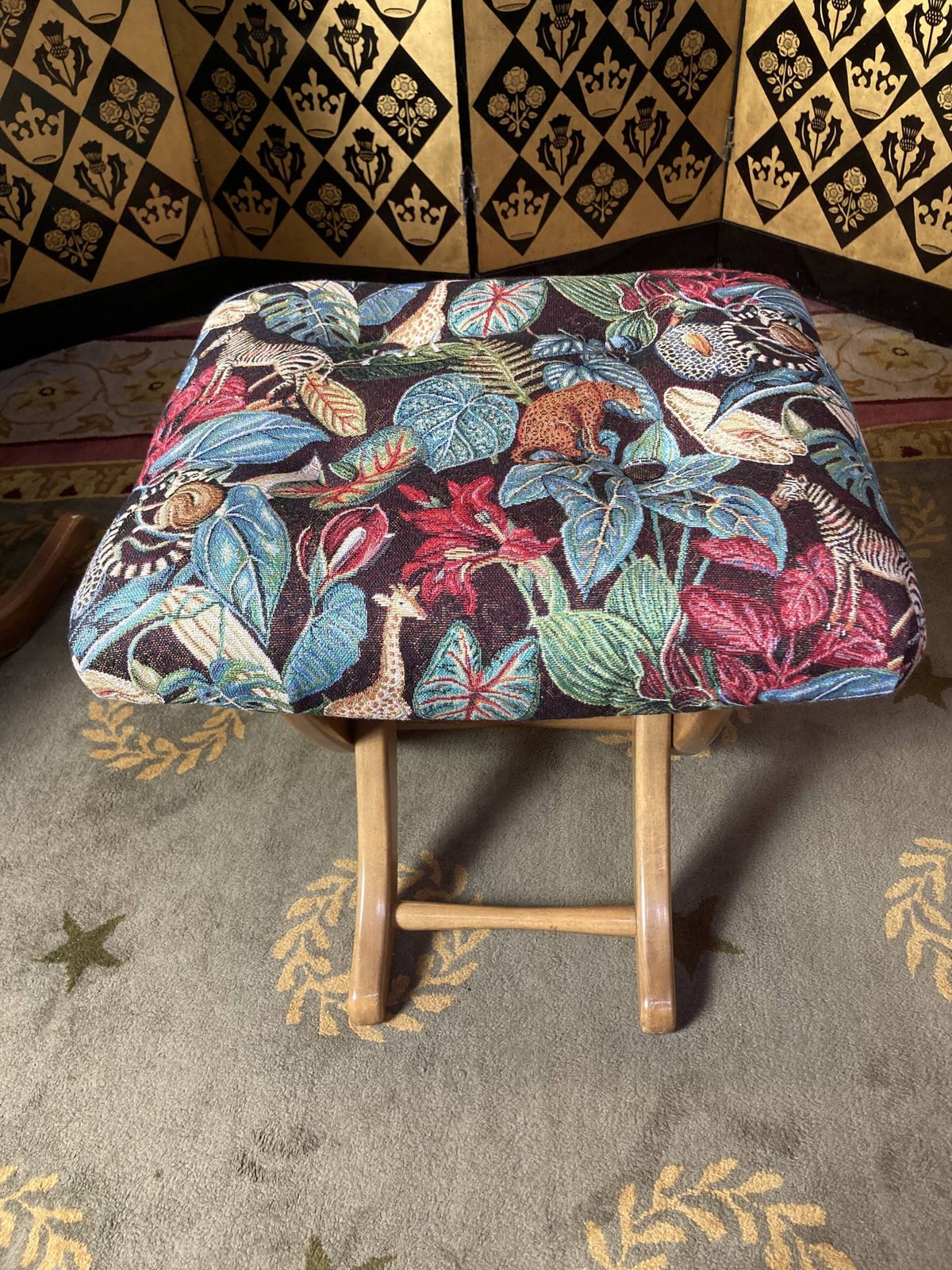 Furniture Pair Of Poly Comfort Armchairs And 1 Footrest photo