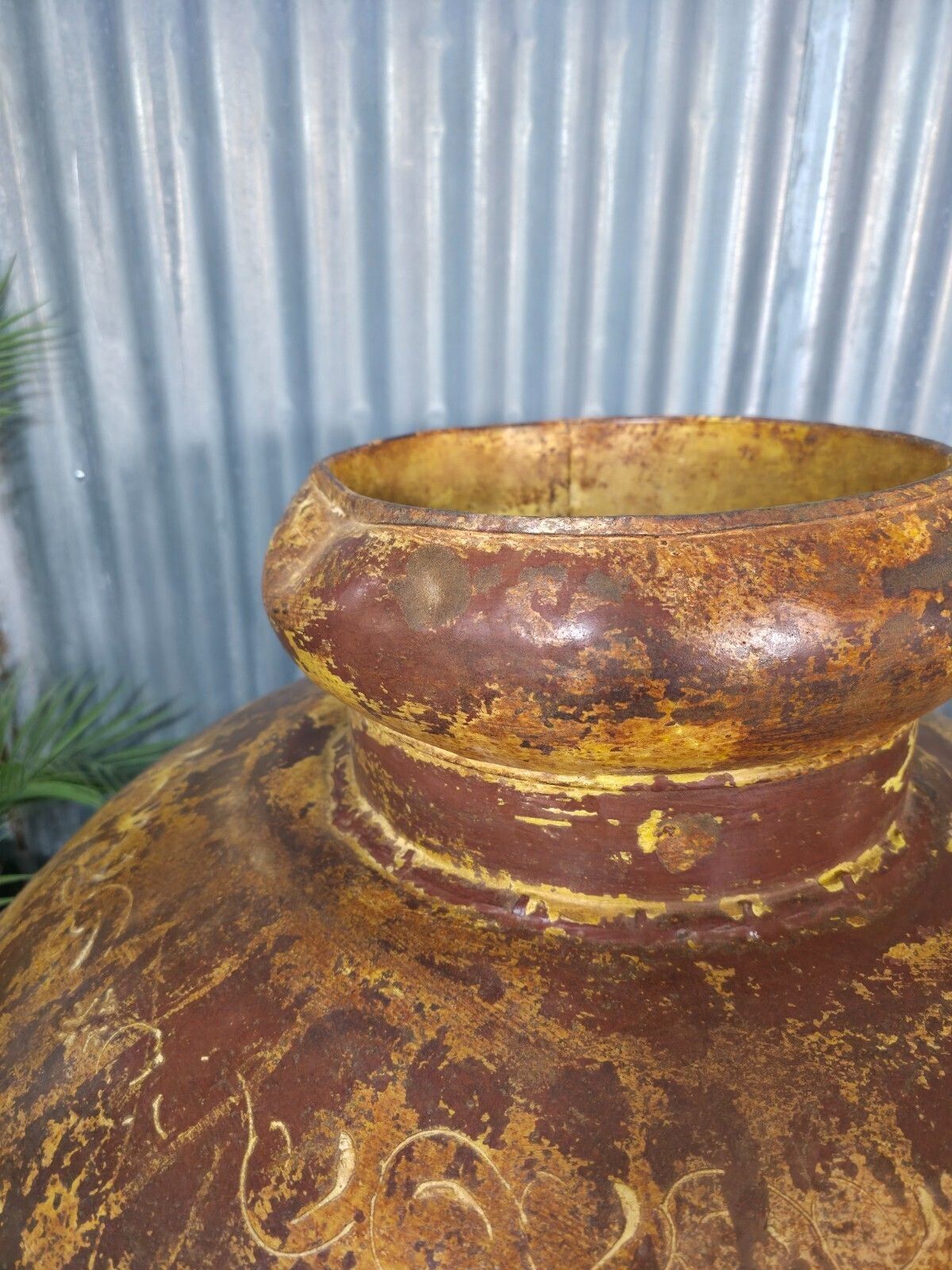 Home Decor Giant Xl Unique Indian Hand Made Metal Water Carrier Vase Urn Water Feature photo