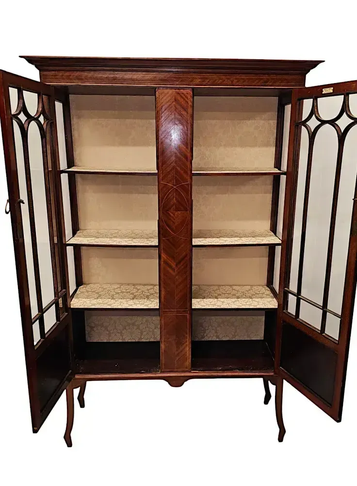 A Very Fine Edwardian Inlaid Display Case Labelled Piggott Bros Liverpool photo vinterior