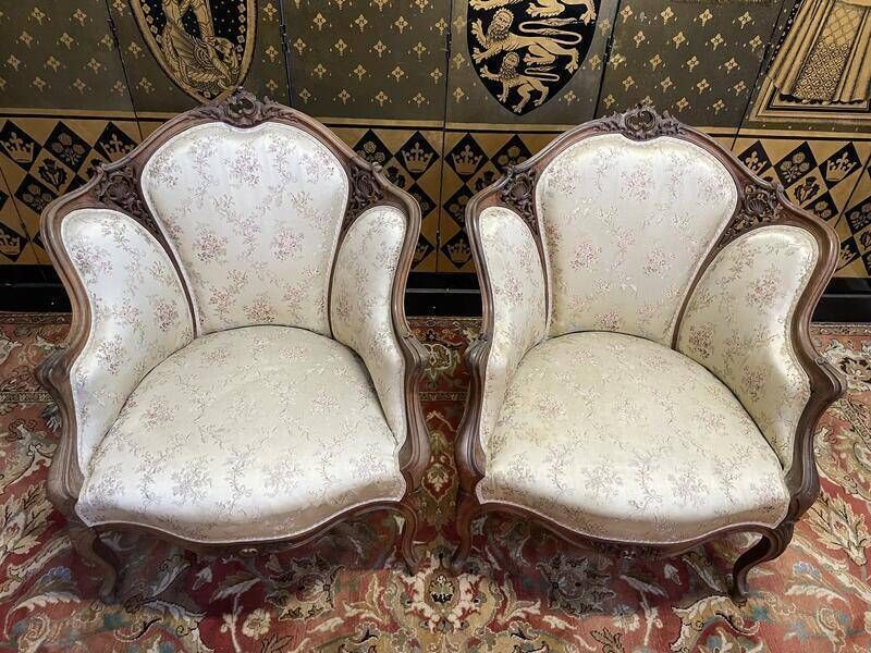 Pair Of Louis XV Rocaille Bergere Armchairs photo 823.0