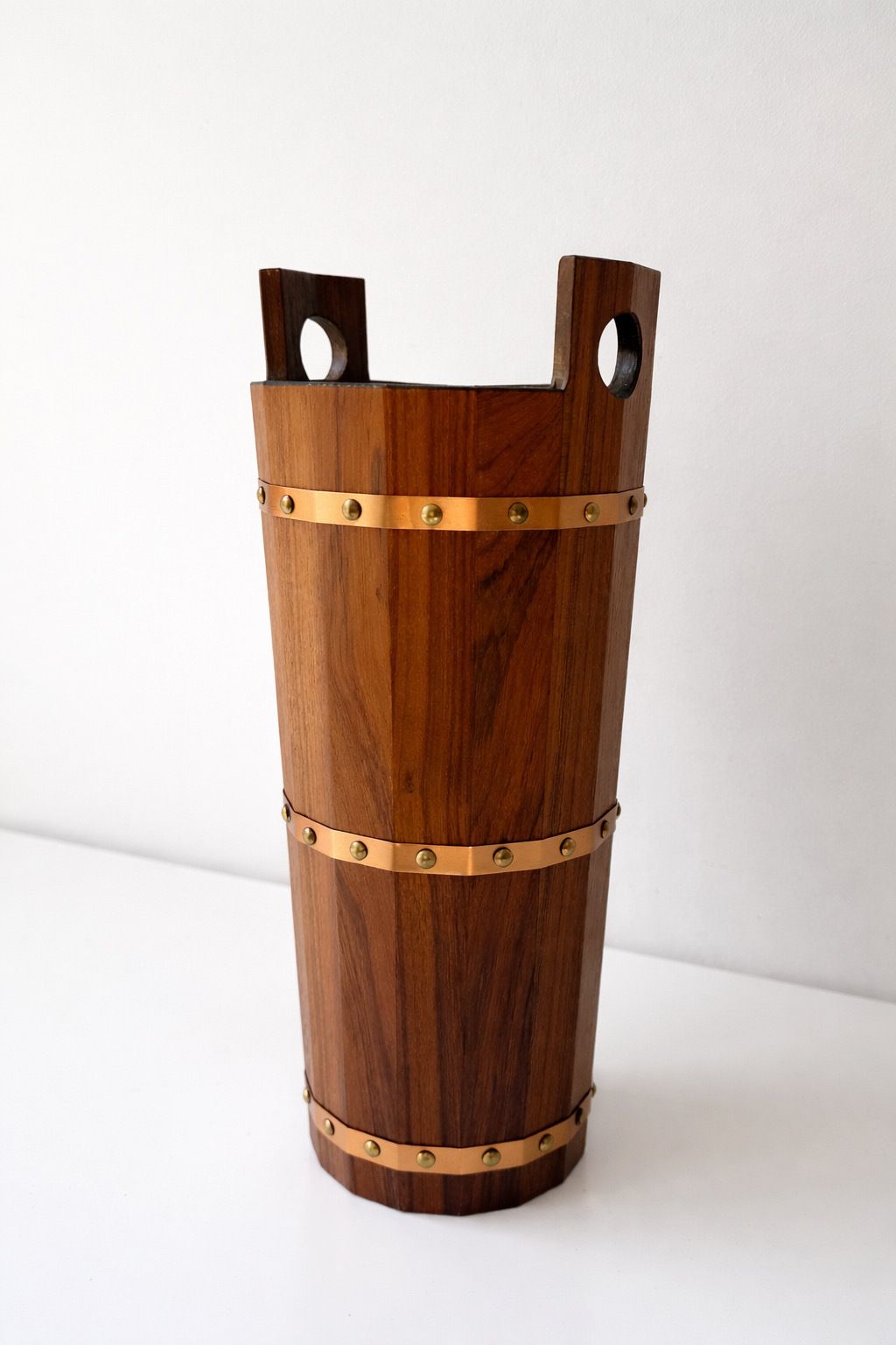Mid-Century Modern teakhouten paraplubak van JH Fabrikerna, Zweden, ca. jaren 1950 photo for sale