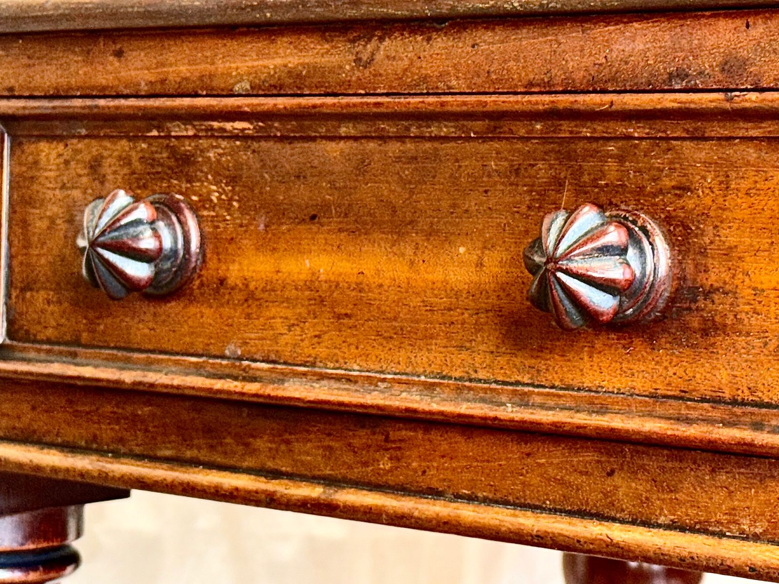 Antique Mahogany Leather Topped Desk Ladies Vanity Table photo 275.0