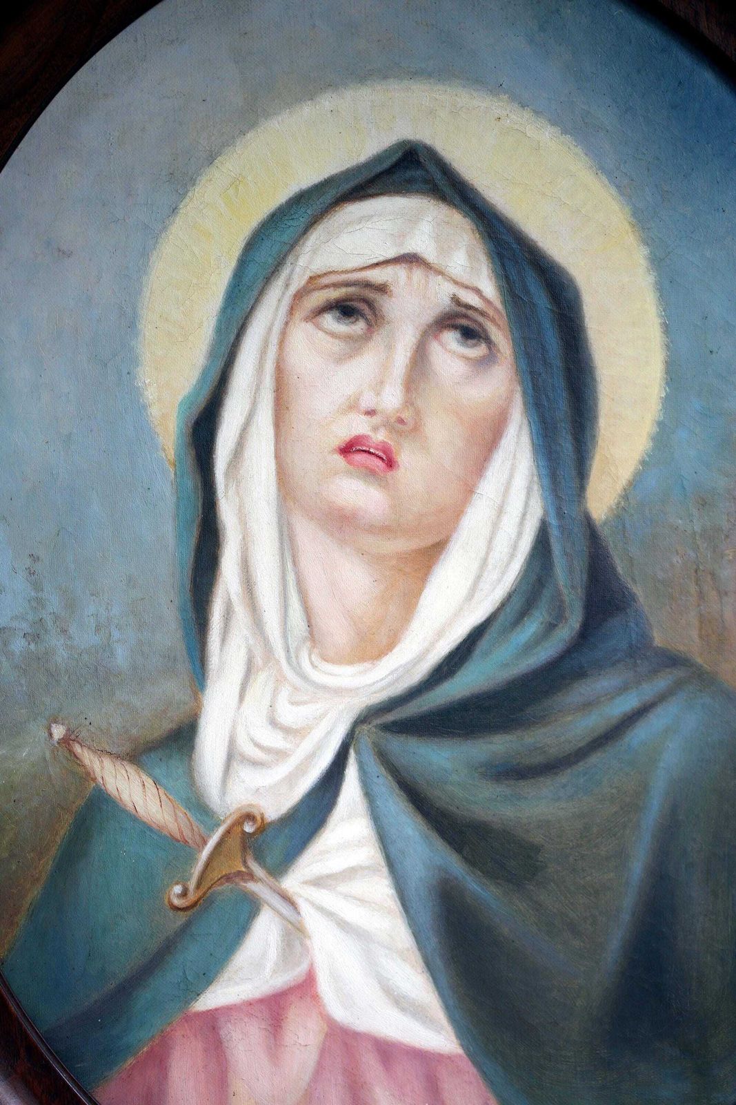 Antique Our Lady Of Sorrows Oil Painting On Canvas Oval Madonna Portrait Virgin Mary photo furniture