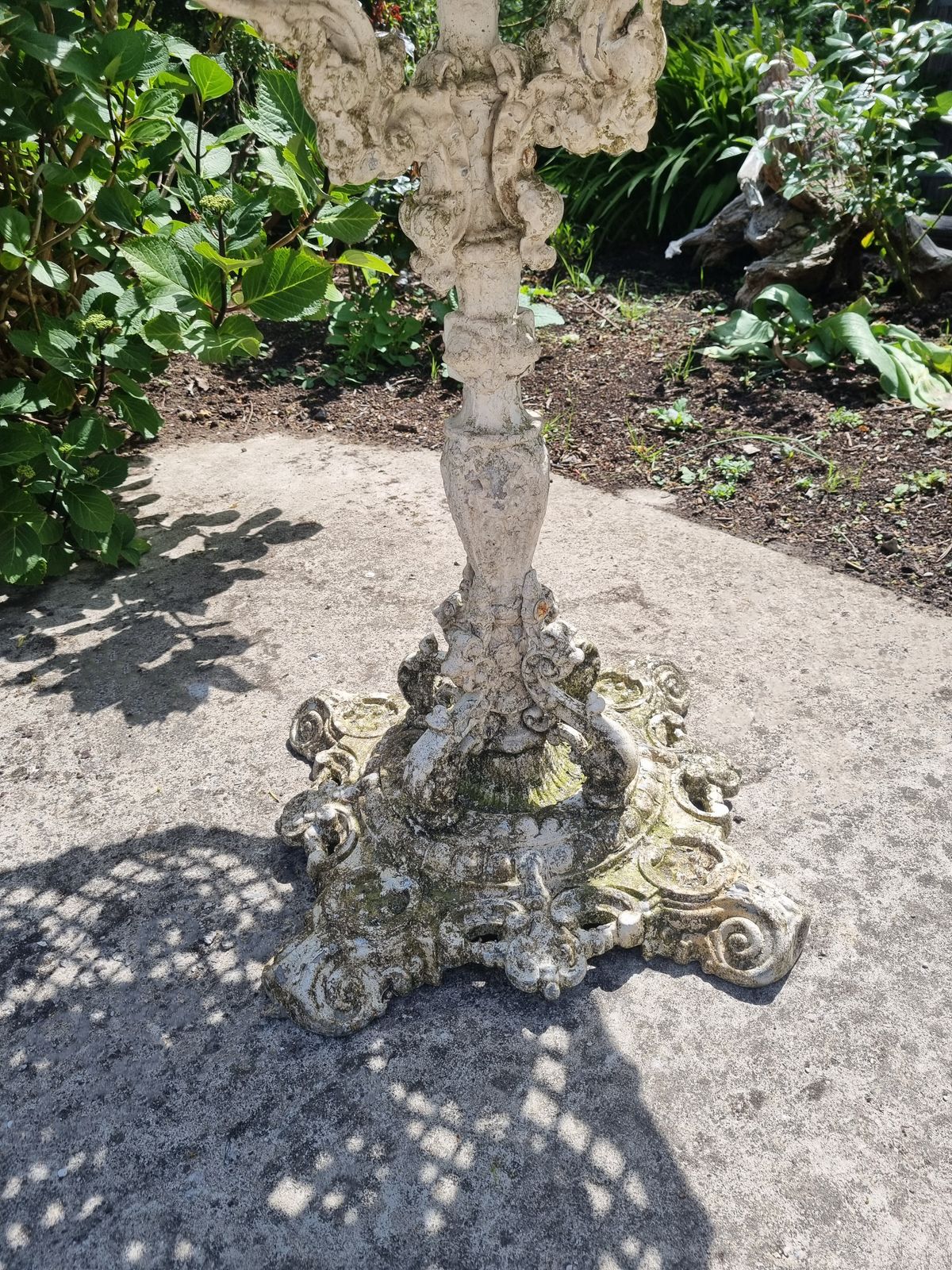 Victorian Cast Iron Zodiac Table By Falkirk Iron Works C. 1880 photo Garden Furniture