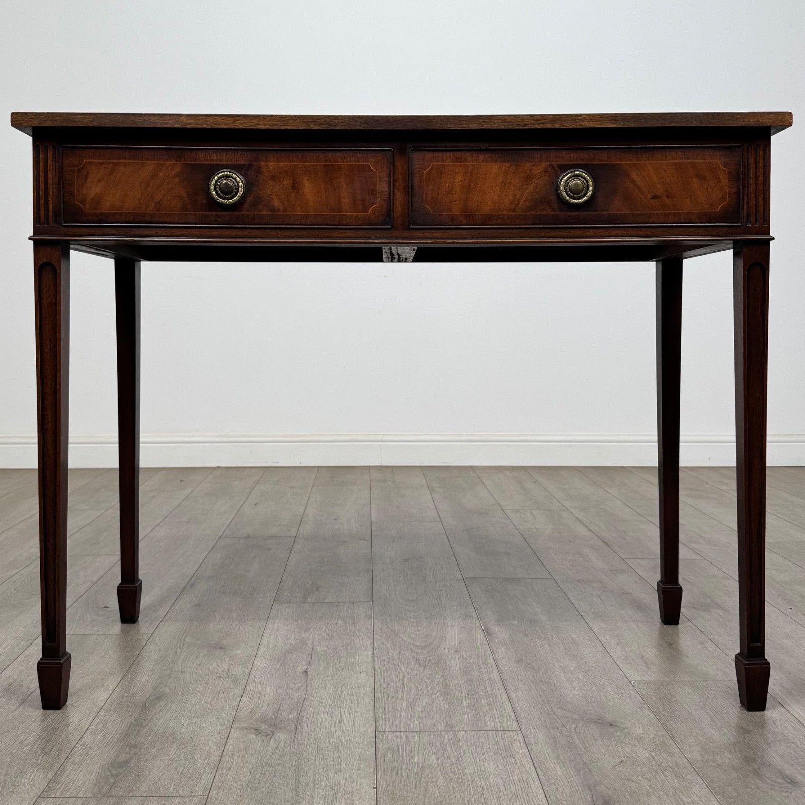 Antique 20th Century Good Quality Writing Table In Mahogany ( Af 5765 )