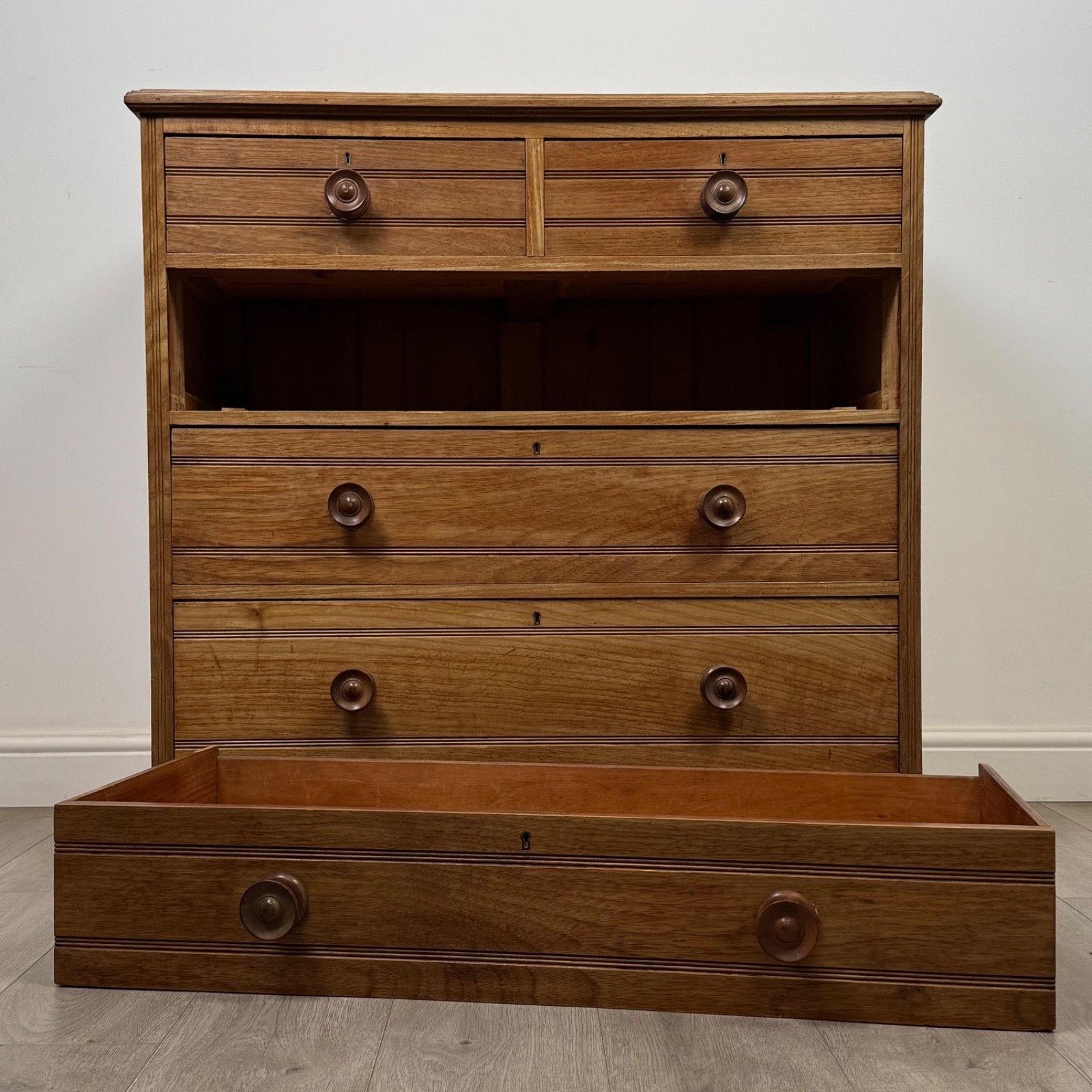 photo for sale Antique 20th Century Edwardian Chest Of Drawers In Oak ( Af 5807 )