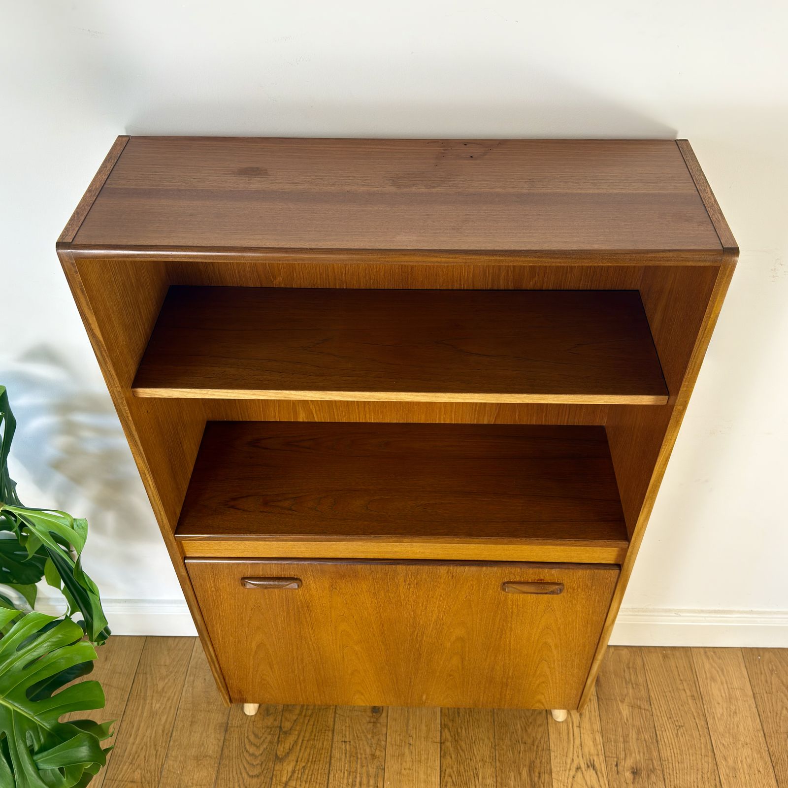 Mid Century Teak G Plan Fresco Cocktail Cabinet photo vinterior