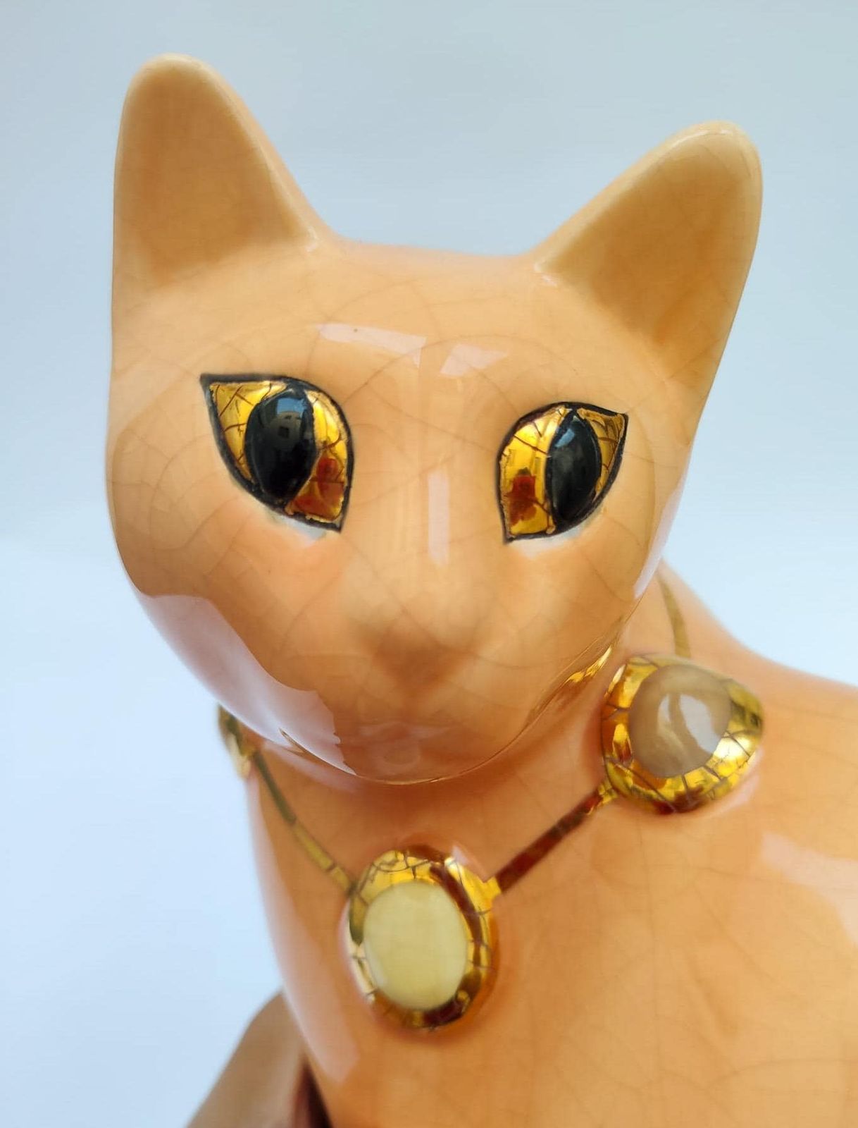 Grand chat en céramique Emaux De Longwy France, rose, vintage mid-century, modèle F610790 photo vintage
