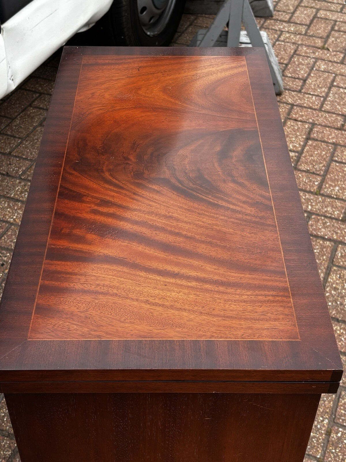 Georgian Style Mahogany Veneer Bachelorschest Of Drawers. Nice Small Proportions photo Furniture