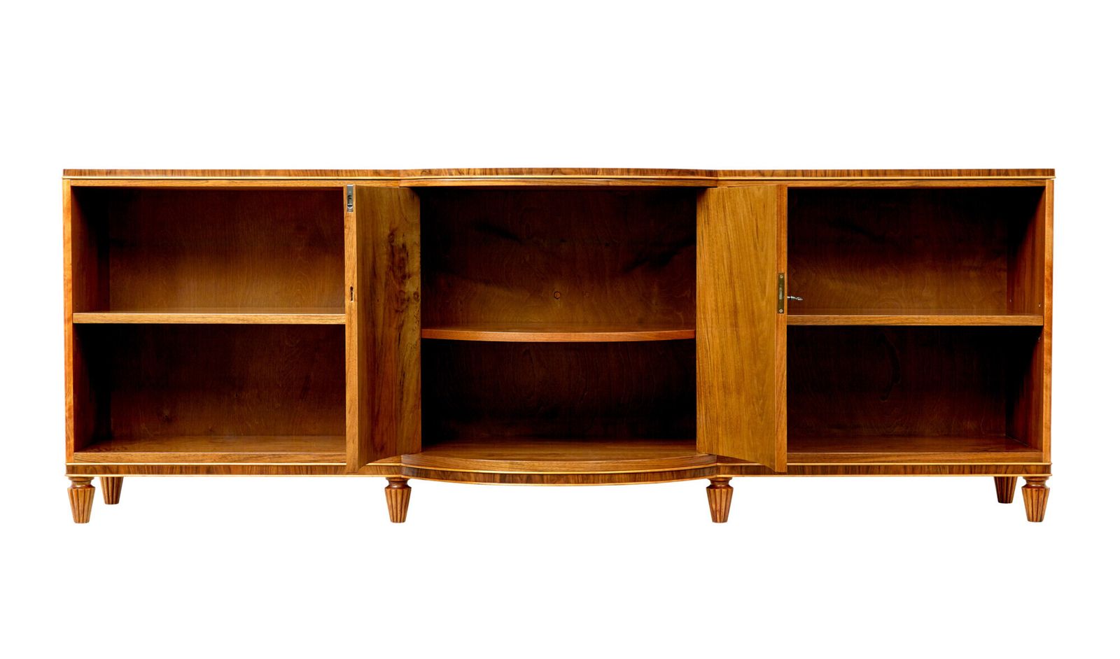 photo for sale Scandinavische mid-century walnoten gevormde lage open boekenkast