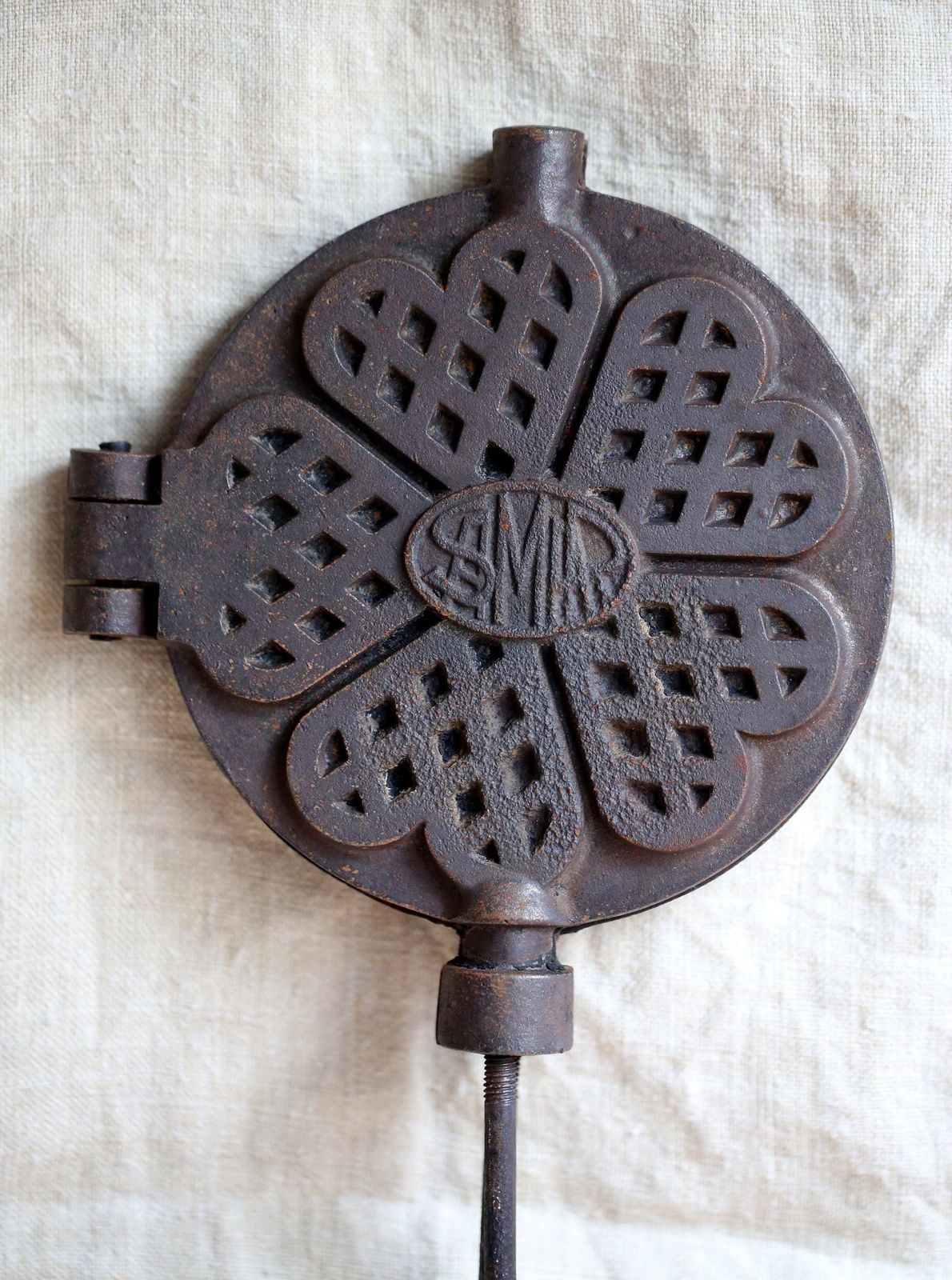 Large Antique Waffle Iron French Primitive With Hearts Black Cast Iron Stove Top Pan photo buy