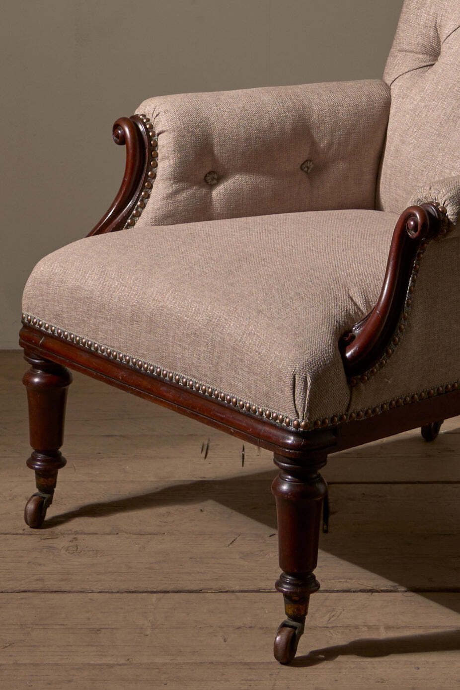 William IV English Country House Armchair With Mahogany Show Wood Frame photo furniture