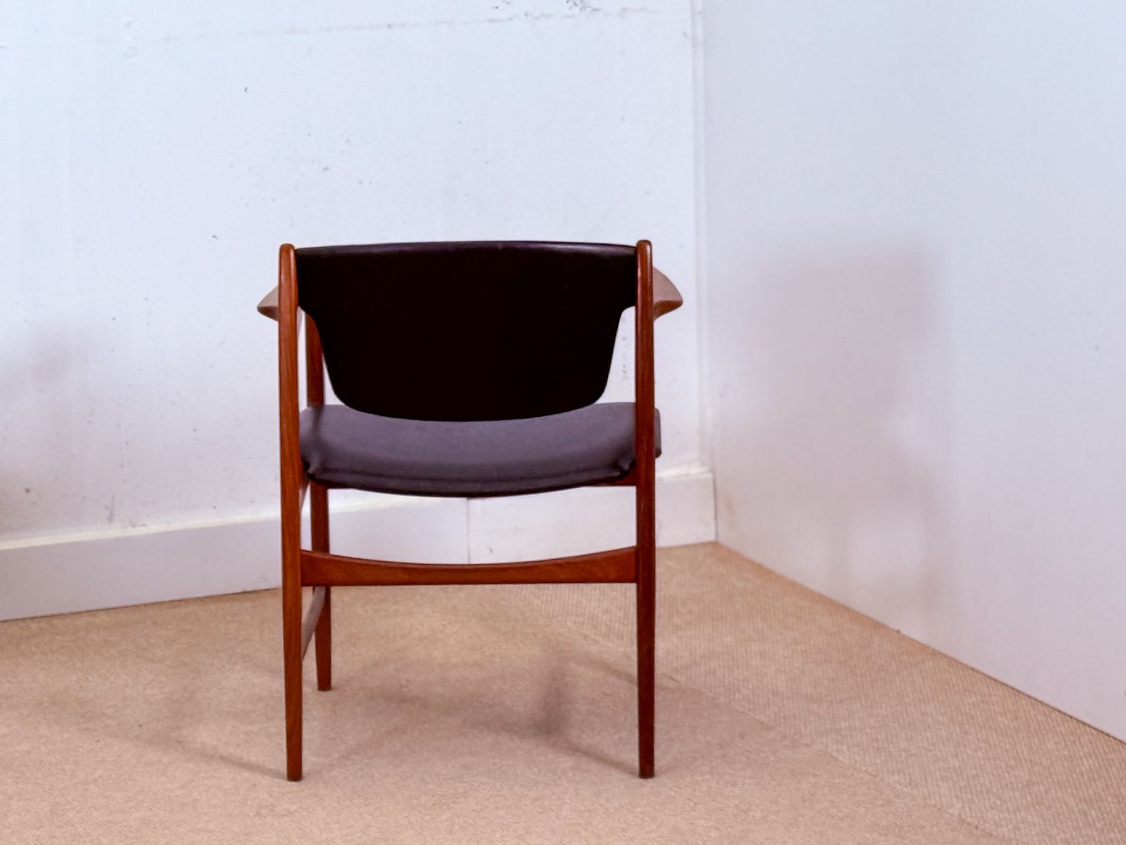 Set Of Four Danish Mid Century Teak Dining Chairs By Kofod Larsen For G Plan photo vinterior