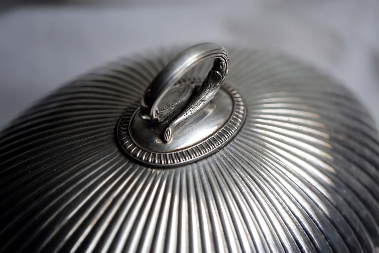 Large Antique Silver Food Dome Oval Cloche Bell Food Cover Mappin & Webb photo furniture