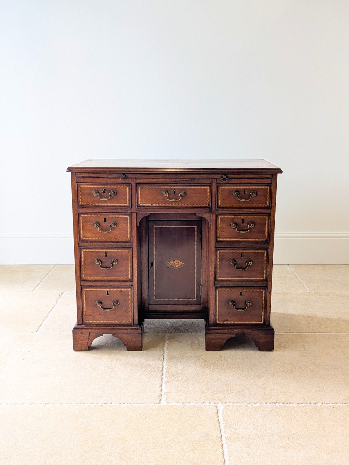Antique Georgian Sheraton Mahogany Kneehole Desk C.1790 photo for sale