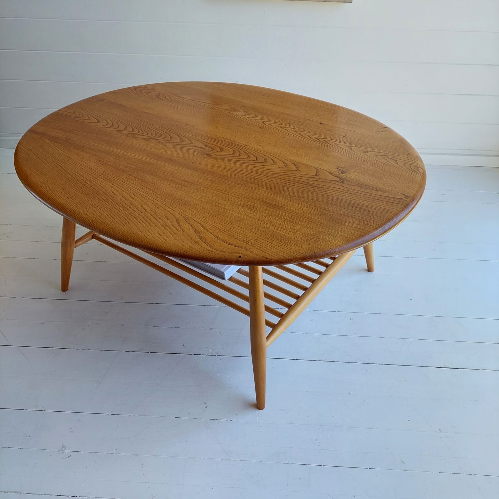 Mid Century Ercol 454 Coffee Table Vintage Oval Windsor Table By Lucian Ercolani  60s Restored photo Furniture
