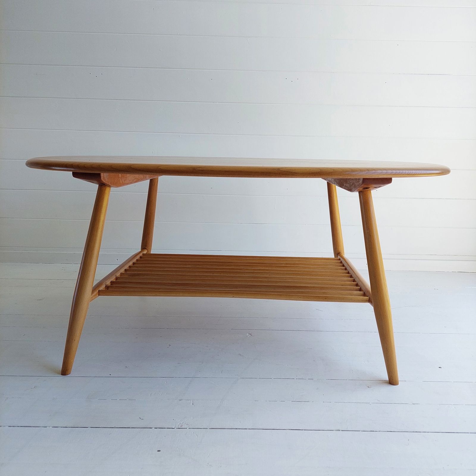 photo furniture Mid Century Ercol 454 Coffee Table Vintage Oval Windsor Table By Lucian Ercolani  60s Restored