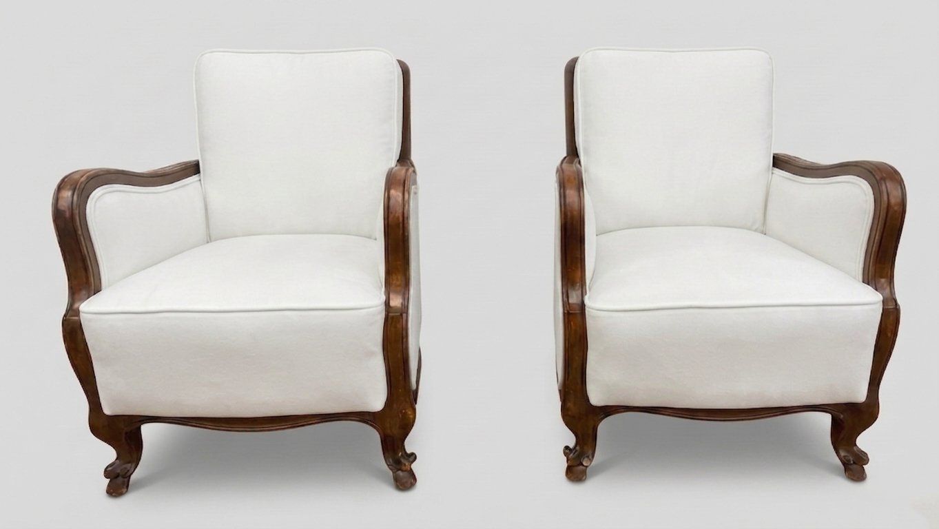 Classic Italian Armchairs With White Upholstery, 1920s, Set Of 2