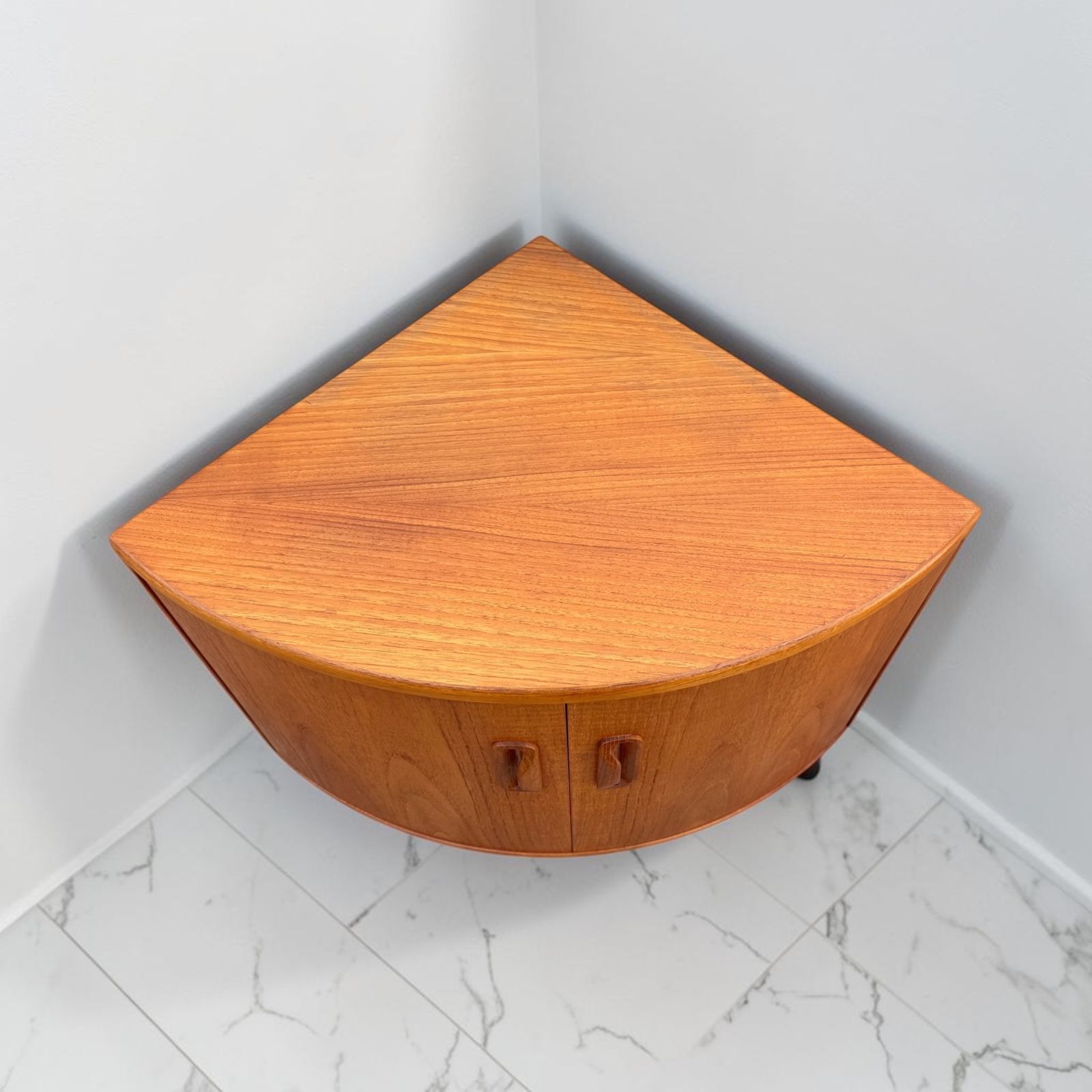 Pair Of G Plan Fresco Mid Century Modern Teak Corner / Bedside Cabinets photo Furniture