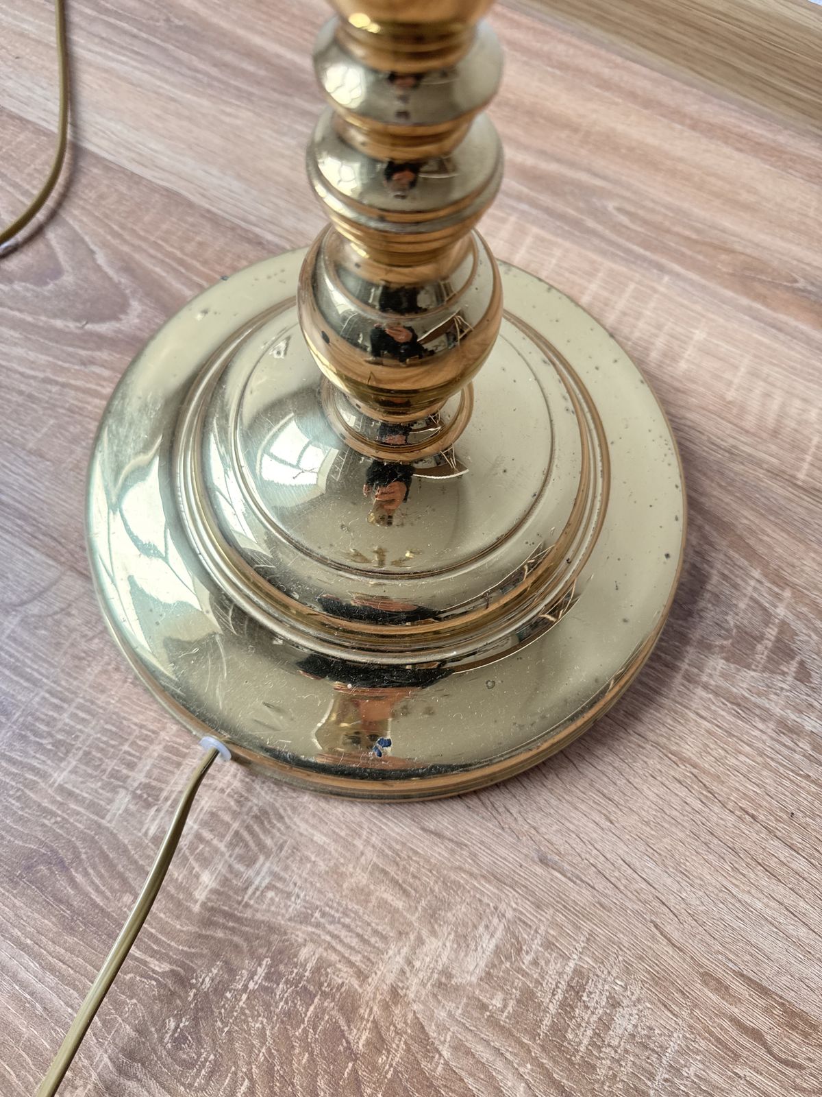 Hollywood Regency stijl messing vloerlamp in bamboestijl met bloemvormige schelplampenkappen, jaren 1970 photo furniture