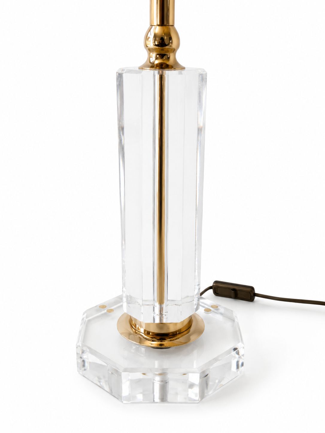 Hollywood Regency Faceted Lucite Crystal & Brass Table Lamp By Decco Accessories (Hirschberg), jaren 1970 photo 295.0