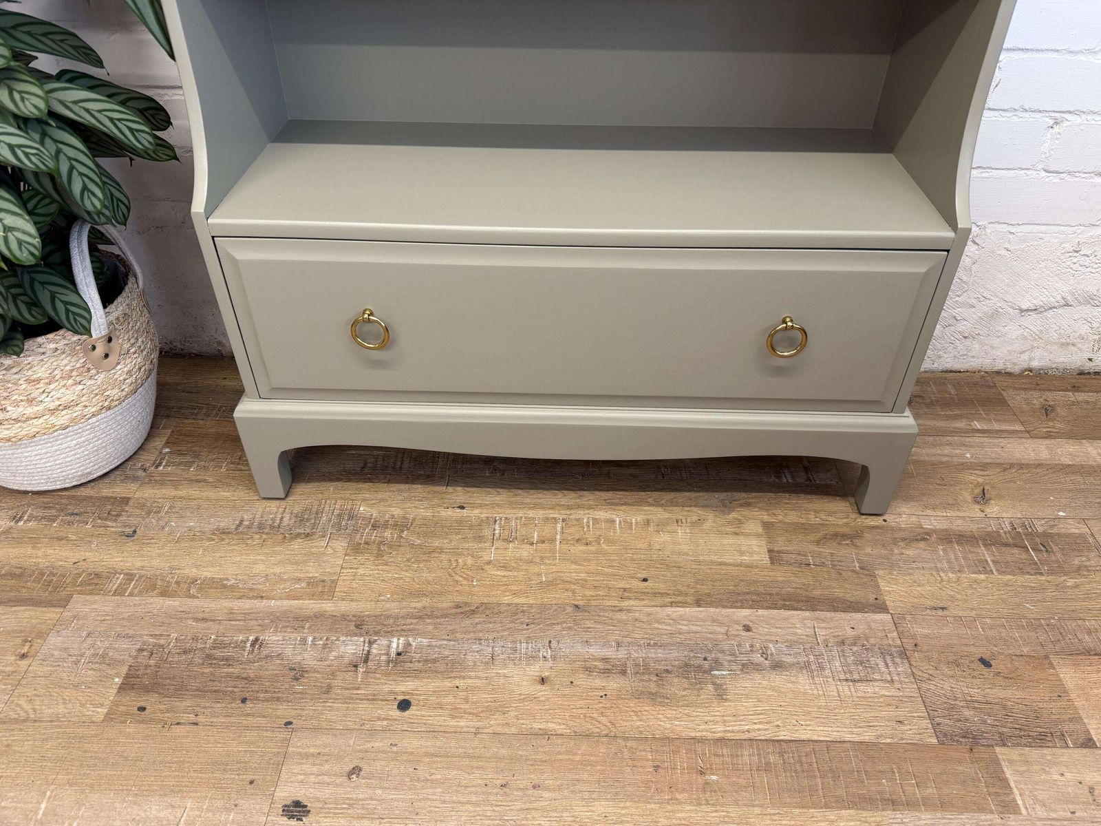 photo buy Stag Minstrel Waterfall Bookcase Painted Gettysburg Gray