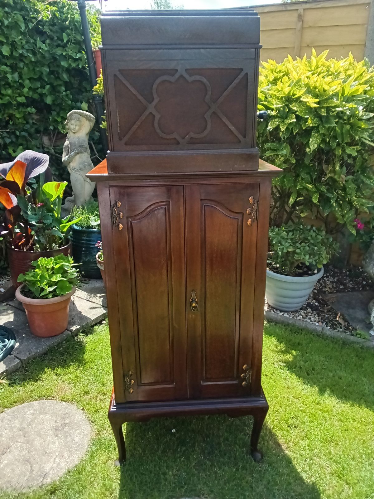 Antique Mahogany 1920's / 30's Music / Record Cabinet On Stand. With Colombia Grifonola.