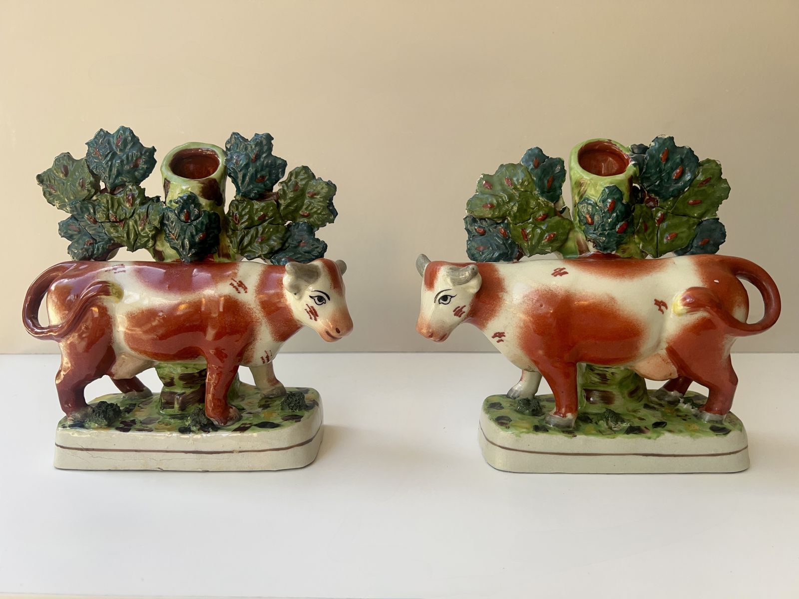 photo vintage Victorian Staffordshire Cow Spill Vase Pair C.1850–1880