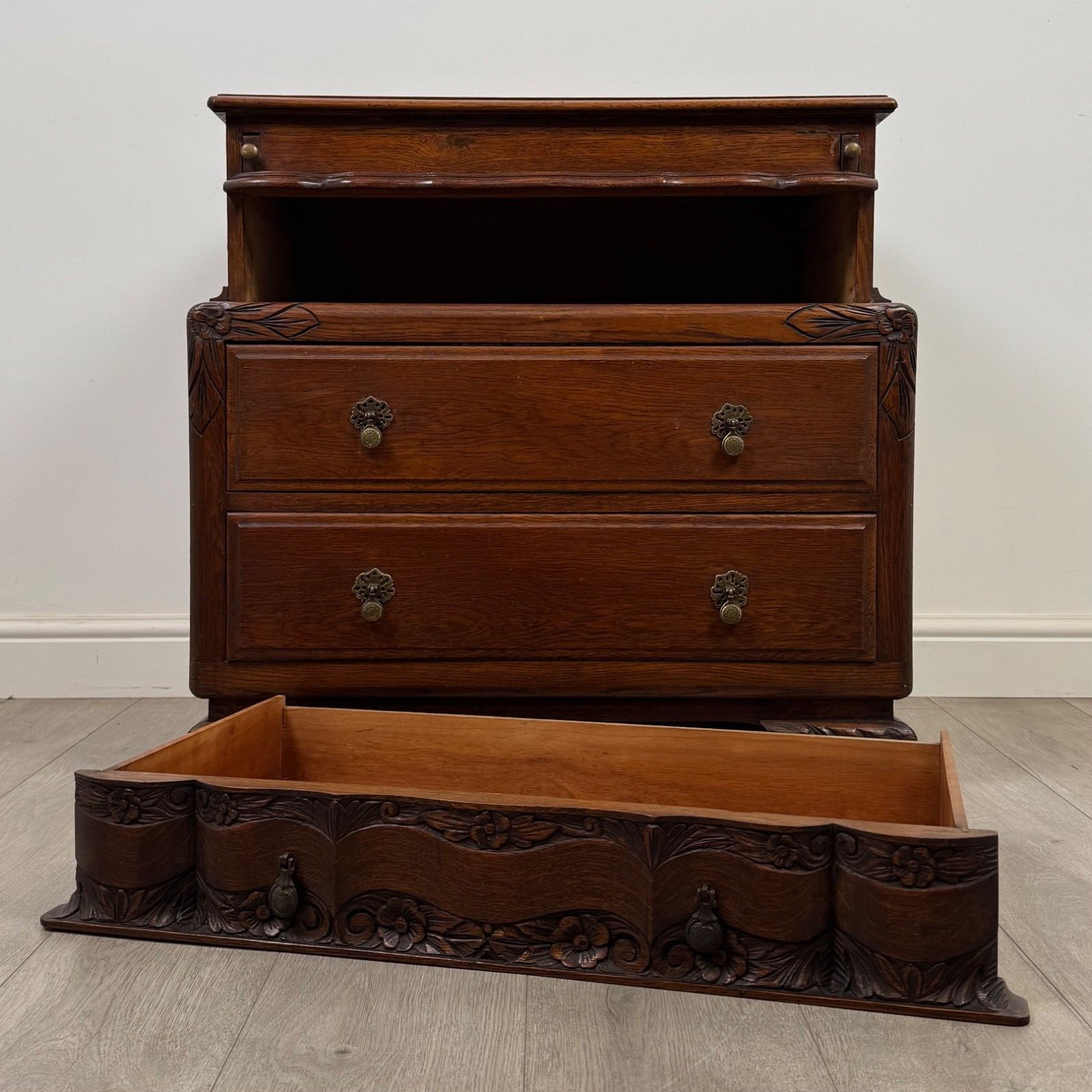 photo for sale Antique 20th Century Carved Oak Chest Of Drawers ( Af 5565 )