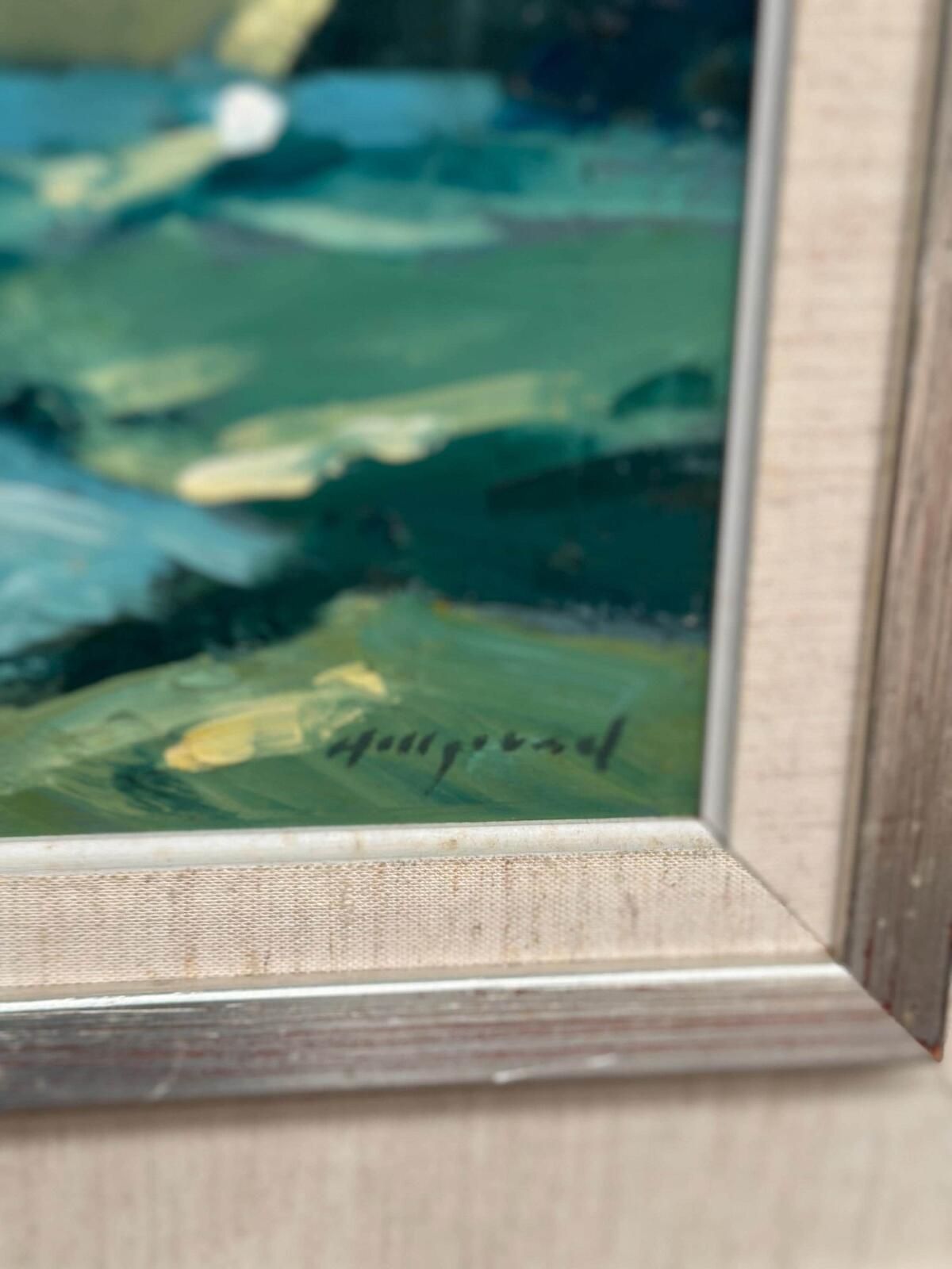 Original Swedish Oil On Canvas – “Farm By The Lake” By Bengt Hillgrund – Vintage & Framed – 58 × 51 Cm (22.8" × 20.1") photo vinterior