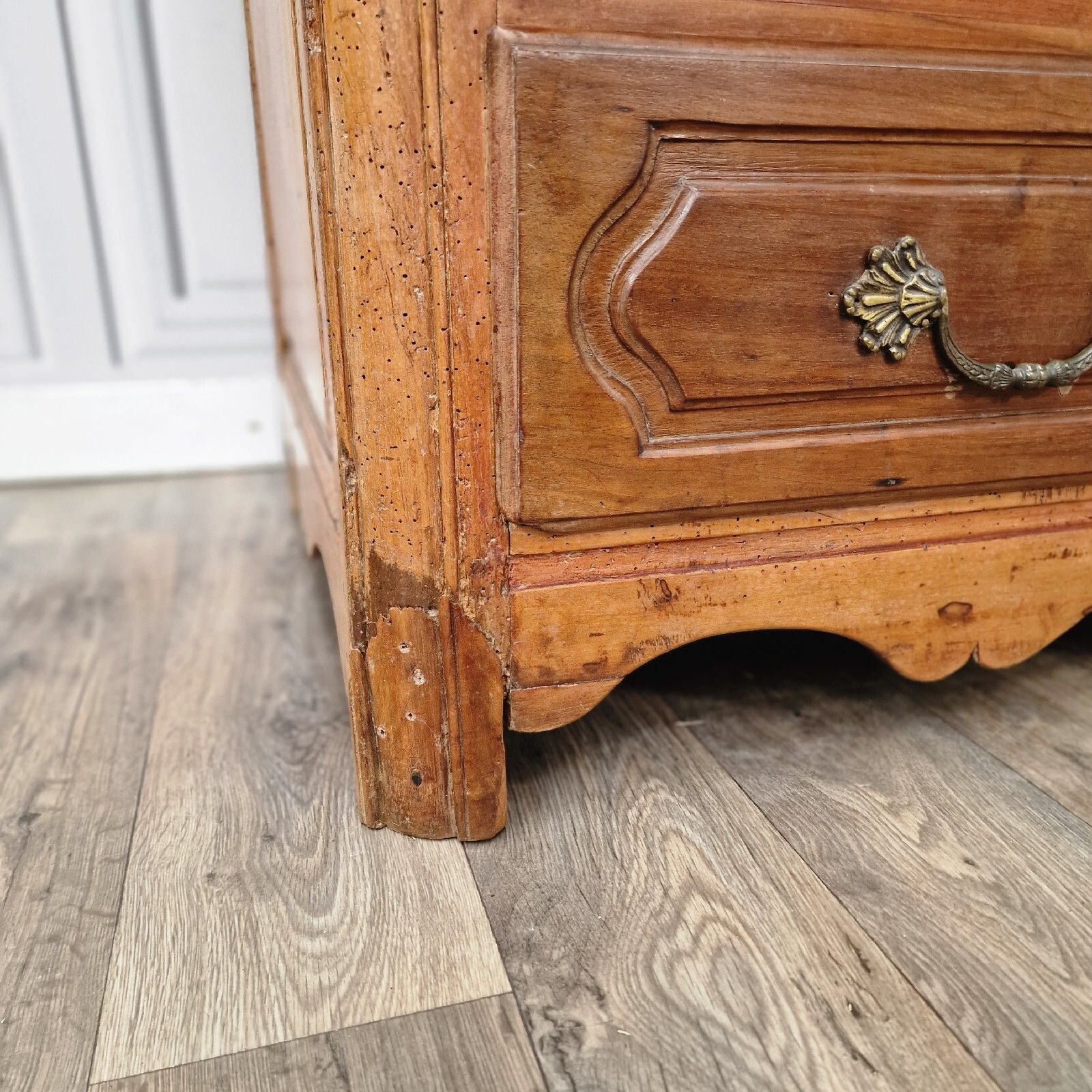 photo vinterior Antique Spanish Chest Of Drawers Commode 18th Century Cherry Wood Georgian