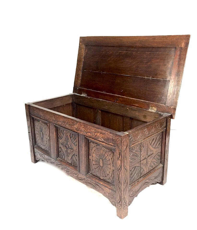Antique Wooden Oak Hand Craved Panelled Storage Blanket Box / Coffer C.1900 photo vinterior