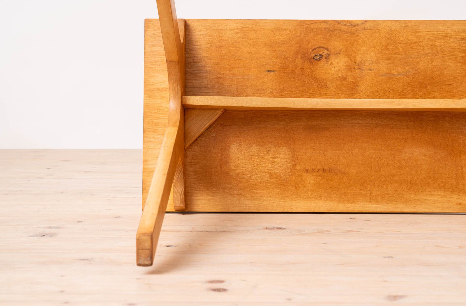 photo furniture Rare Mid Century Modern Desk With Roll Top, Maple Veneer, 1950s, Fully Restored