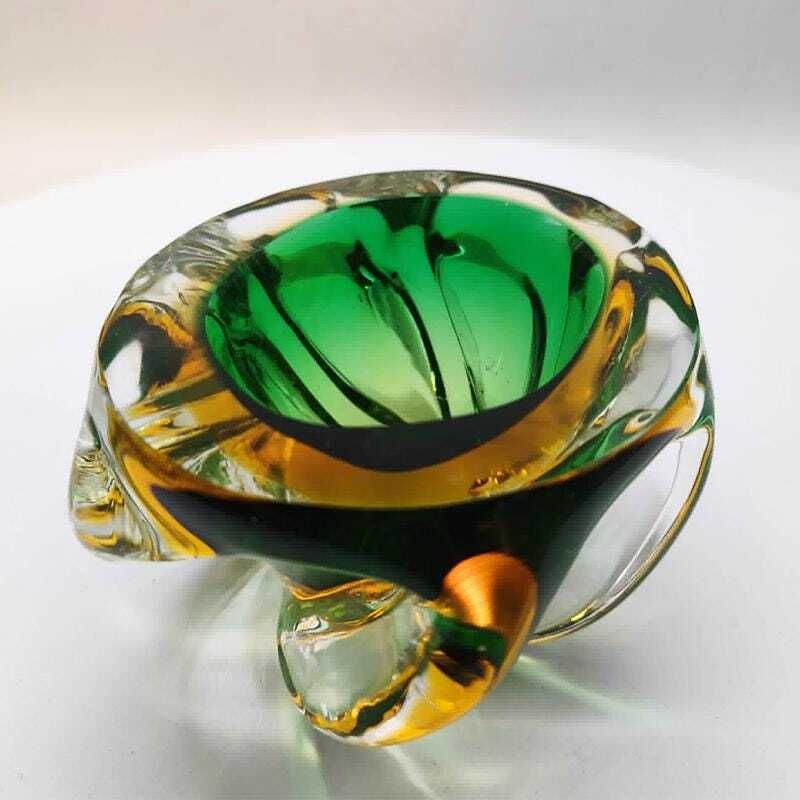 Cendrier ou vide-poche en verre de Murano soufflé et façonné à la main, années 1950. Fabriqué en Italie. photo vinterior